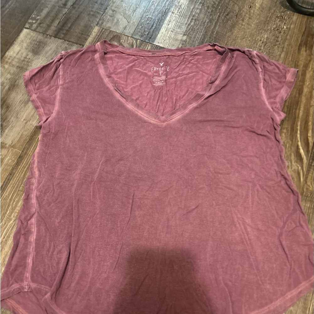 American Eagle Outfitters Dusty Rose V-Neck Tee